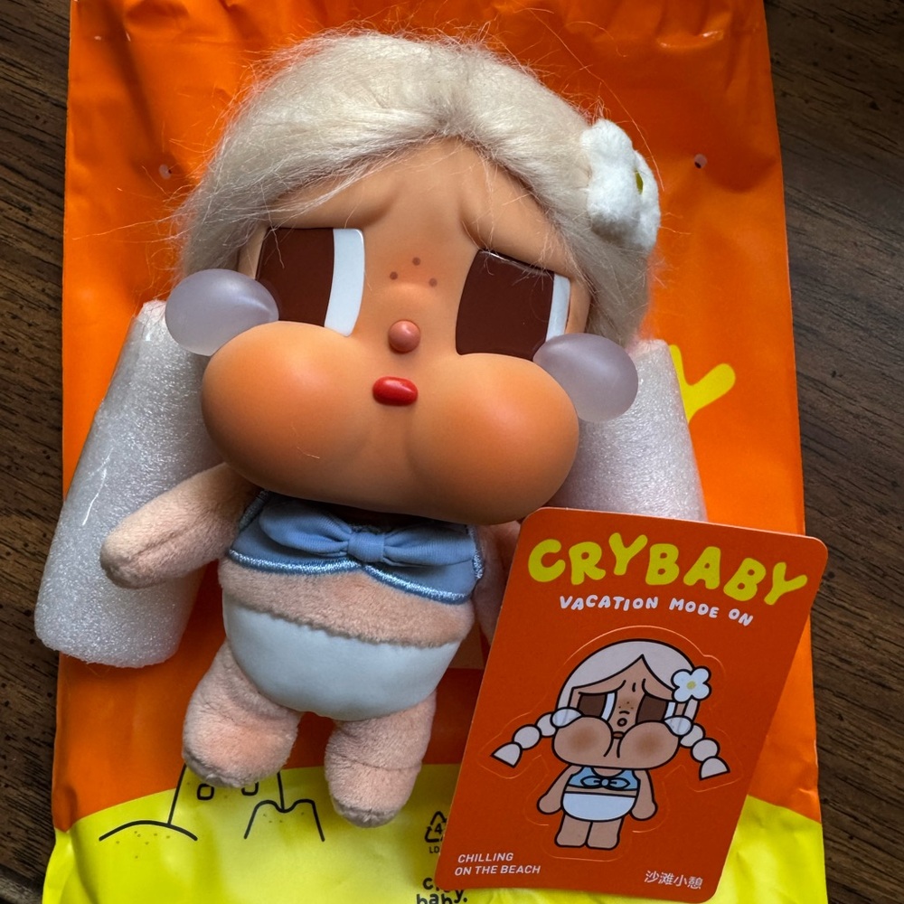 Crybaby pendant